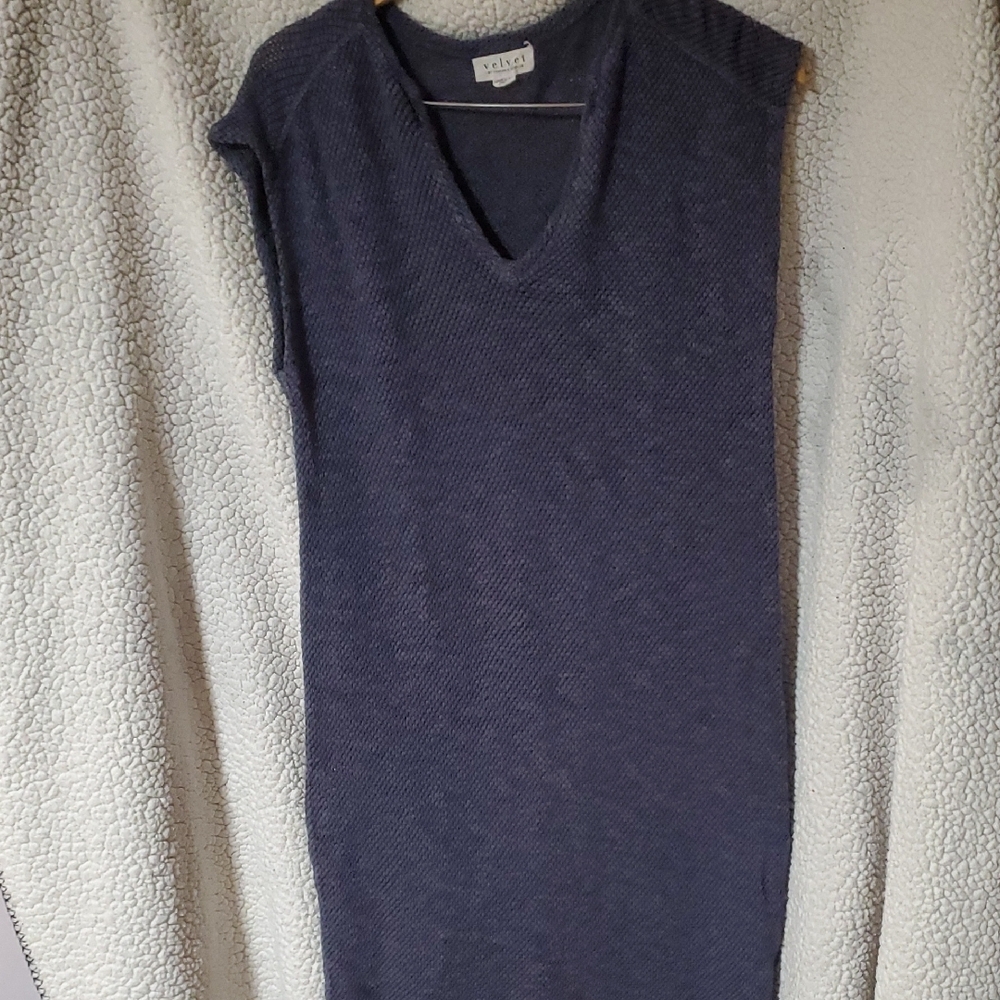 💖🦋Velvet by Graham & Spencer Textured Knit Dress